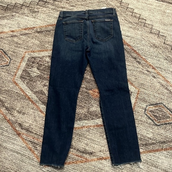 Joe's Jeans Distressed Straight Ankle Jeans in Alhambra - Size 29 - Picture 9 of 10